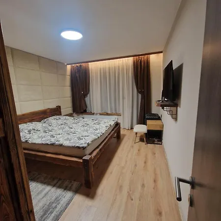 Woodlux Apartment *